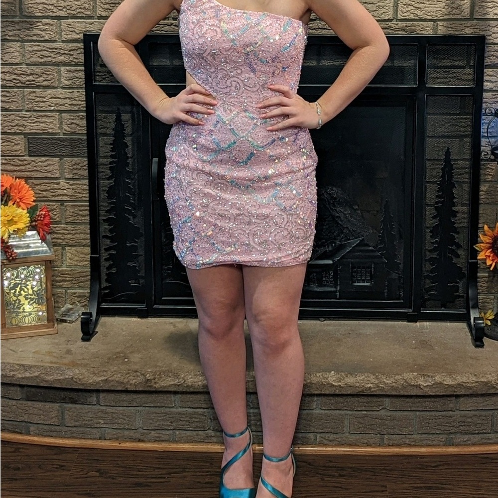 Elegant Pink Strapless homecoming Dress